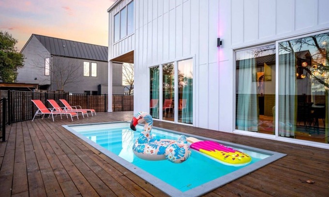 Galindo House | Stylish Home w Pool & Hot Tub near—South 1st St