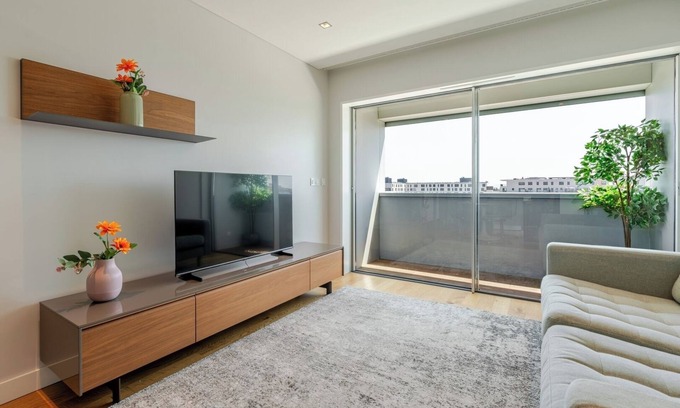 Campanha Apartment | Stylish Home with Balcony and Garage by HostWise