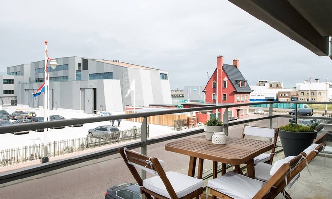 Vissershaven Apartment | Stylish Marina Apartment