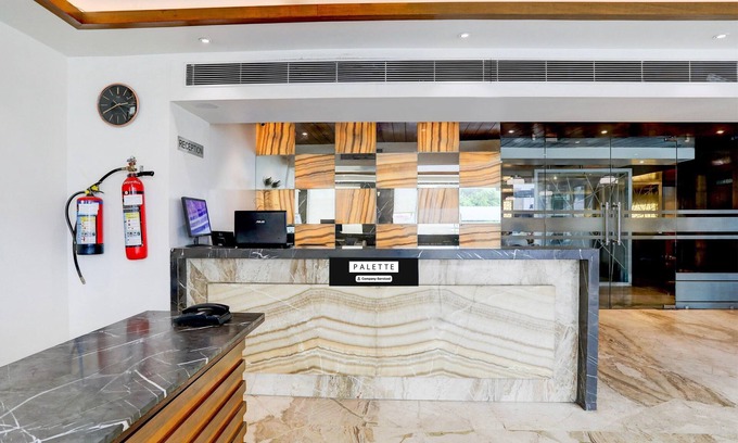 Ahmedabad City Centre House | Stylish & Modern Stays at Palette River Front