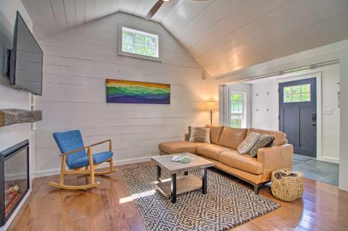 Stratton and Bromley Ski Areas House | Stylish Mountain Home Near Ski, Golf and Manchester!