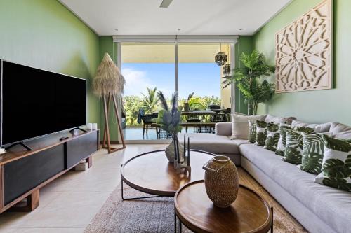 Nuevo Vallarta Apartment | Stylish Peninsula Golf 3BR Oasis with Pool