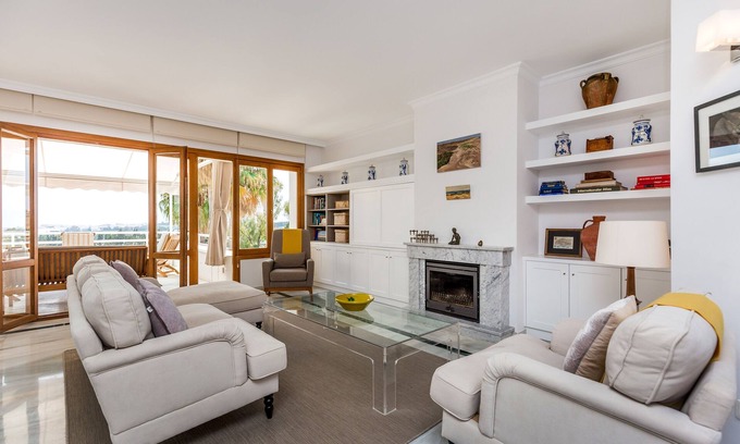 Nueva Andalucia Apartment | Stylish, quiet 3 bedroom flat with pool and views next to best beaches & golf.
