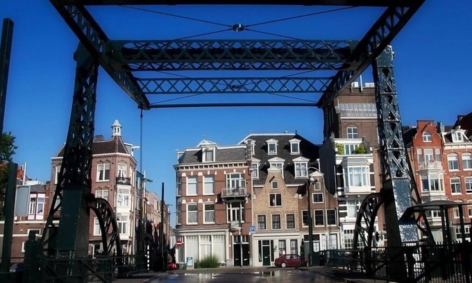Plantage Apartment | Stylish Stunning Vintage Apartment in Great Central Area of Amsterdam