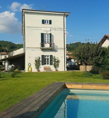 Moncalvo Bed & Breakfast | Subiet B&B