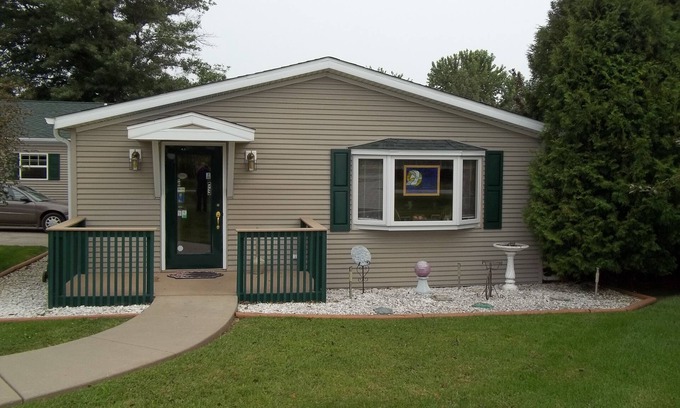 Marengo Hotel | Sudbury Court Motel and RV Park