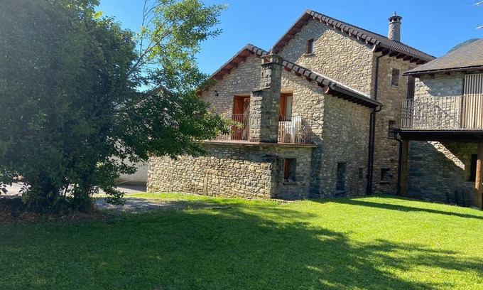 Fiscal House | SUERTES HOUSE (ORDESA - PIRINEOS)