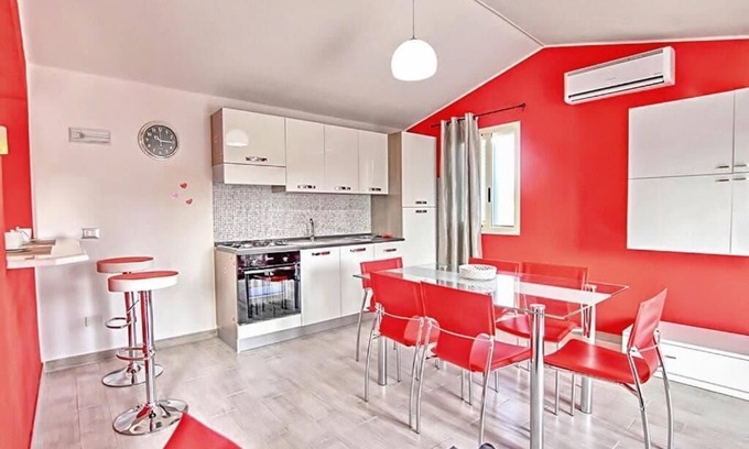 Piana Calzata Villa | Suite Olimpo Apartment - Holiday Houses Mare Nostrum | In front of the beach