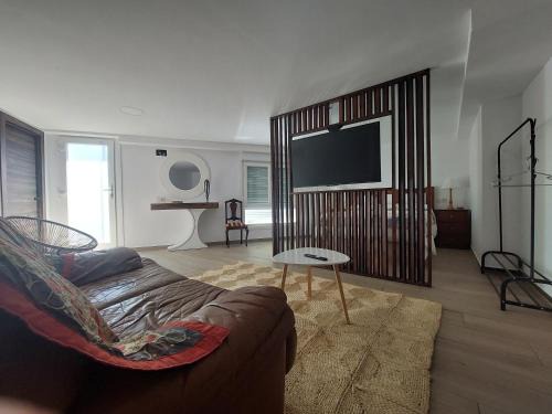 Mos Apartment | Suit relax