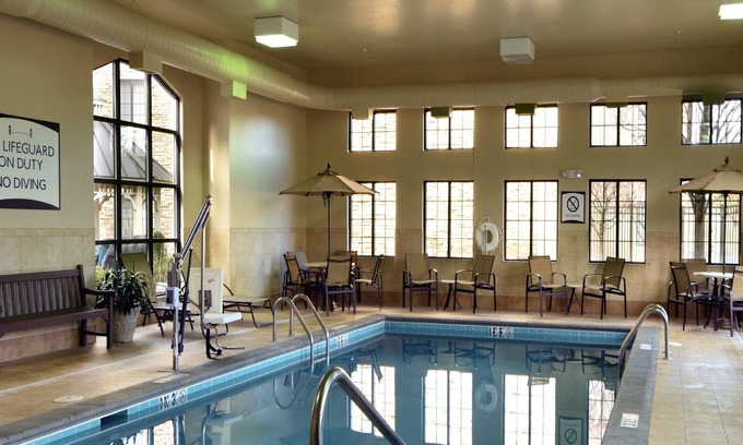 Beckett Ridge Condo | Suite | Free Breakfast & Indoor Pool + Gym