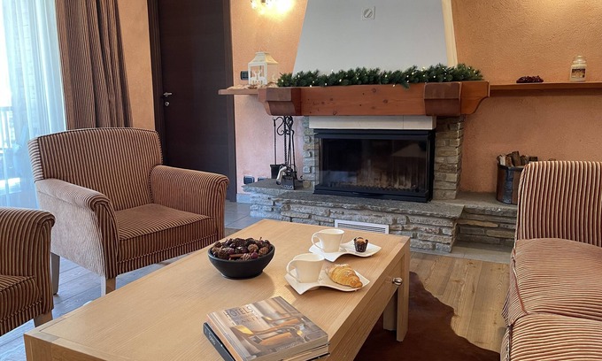 Pragelato Apartment | Suite "La casa del Maestro"