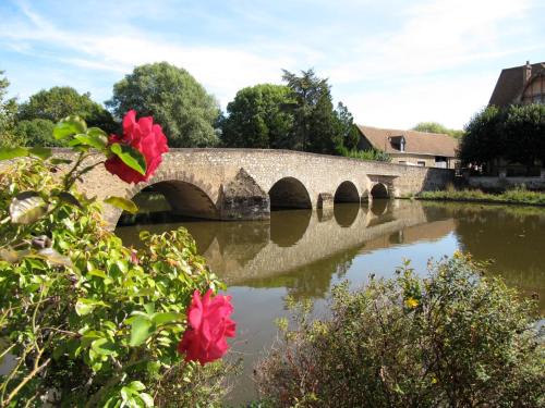 Beaumont-sur-Sarthe Bed & Breakfast | Suite Sainte Anne