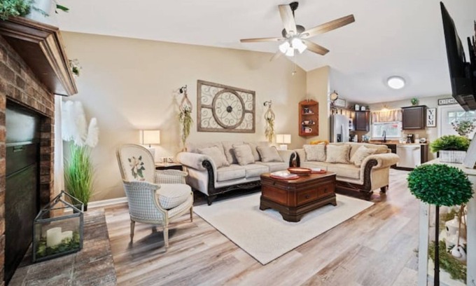 Westgate House | Suite Southern Charm - 2 bed 2 bath
