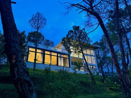 Almora House | Sukoon Villa - Serene Luxury Near Almora Hills