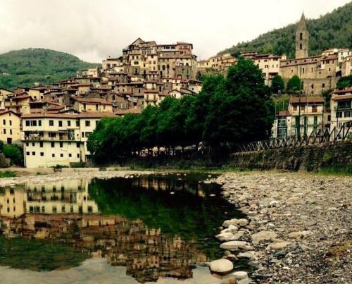 Pigna House | Sul Ponte Affittacamere