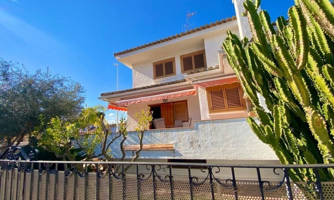 Playa de Almarda Ski Chalet | Sun and Sea