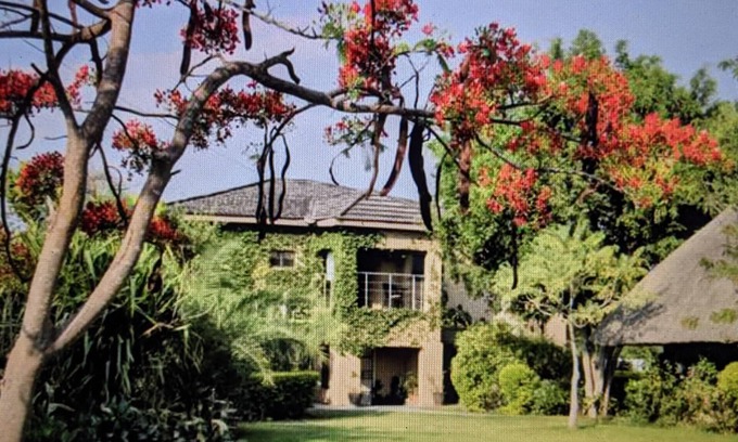 Kasane Bed & Breakfast | Sunbirds Lodge Chobe