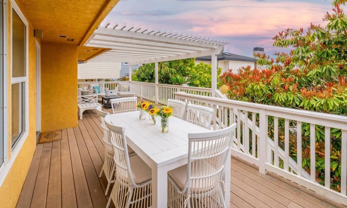 Village of La Jolla House | Sunlit La Jolla Village Gem with Peak Ocean Views!