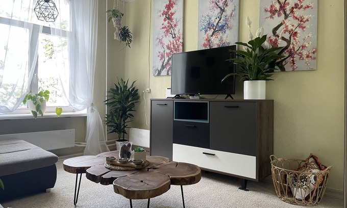 Grizinkalns Apartment | Sunny 1 Br Apt in Center Next to Park