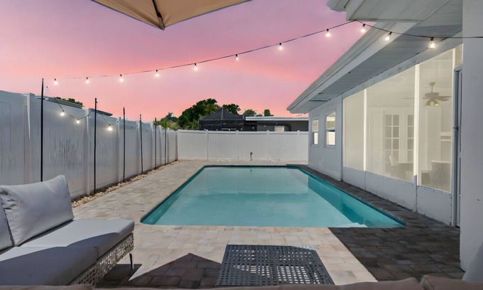 Bay Crest Park House | Sunny 4BR Home w/Pool & Indoor‑Outdoor Patio