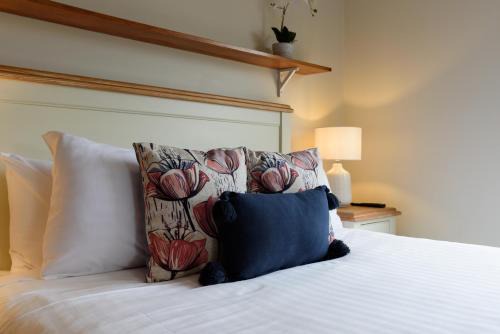Ambleside House | Sunny Ambleside Escape & Home Office