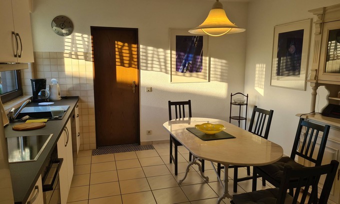 Sankt Augustin Apartment | Sunny and quiet apartment in the countryside with balcony