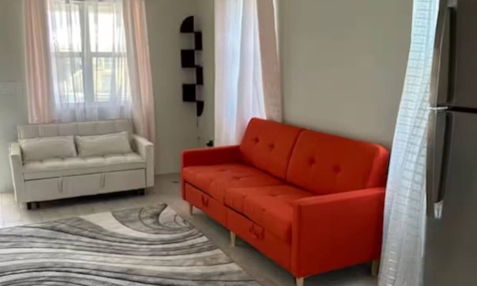 Estate Enfield Green Cottage | Sunny Crucian Retreat