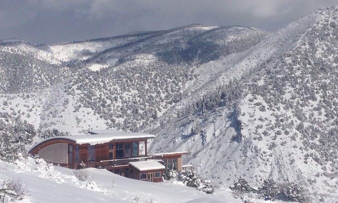 Snowmass House | Sunny eco home with panoramic views