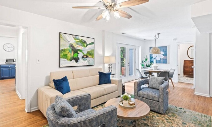 Atlanta Apartment | Sunny Garden Apartment by Emory. Pets Welcome!