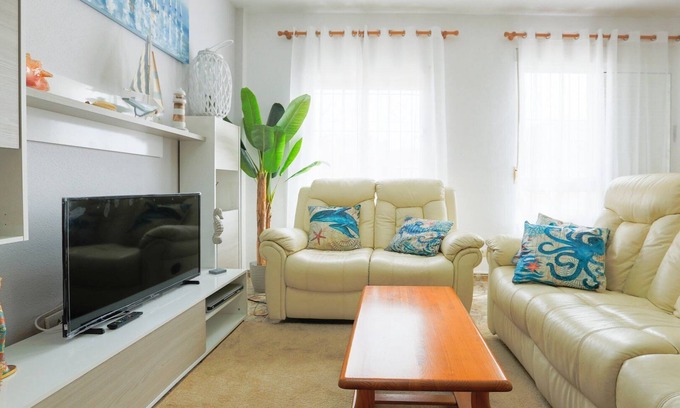 Los Nietos Apartment | Sunny Seaside Getaway in Mar Menor