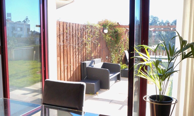 Leiria Condo | Sunny Spacious Condo w/Private Garden+pool Fully Equipped and Surnished