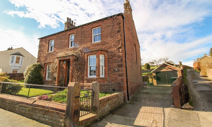 Lazonby Cottage | Sunnyside, Lazonby - a cottage that sleeps 6 guests in 3 bedrooms