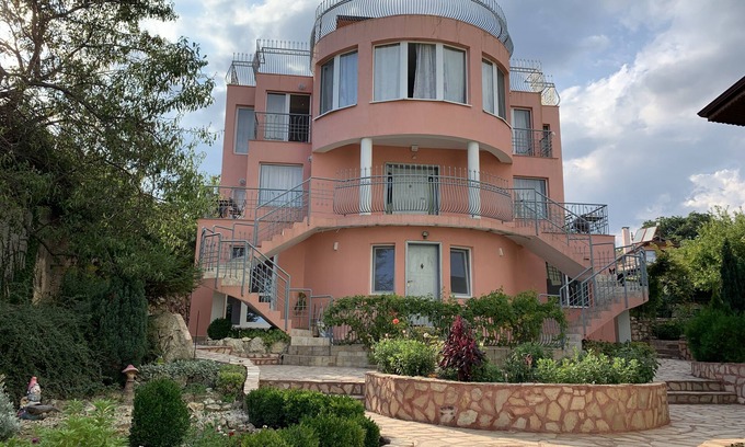 Primorski House | Sunray Guest House, Rooms with Lovely Sea View