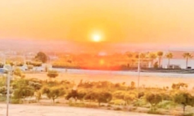 Vale de Carro Apartment | Sunrise view family ,swimming pool with close to beach !