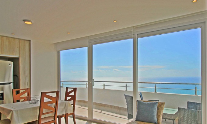 Manta Apartment | Sunset Balcony in Riva di Mare