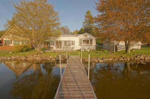 Moran House | Sunset Breeze