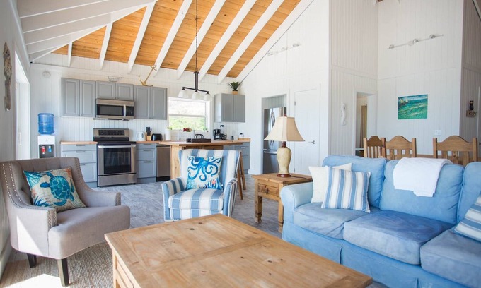 Hartswell House | Sunset Cove, Sunset Cove - Oceanfront Home with Kayaks for Lazy River!