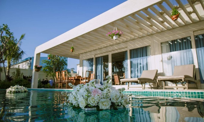 Thuan An House | Sunset Side Villa (Saigon River View)