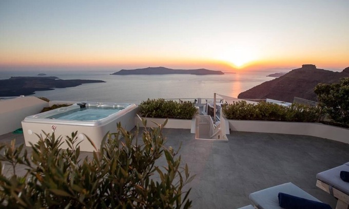 Firostefani Villa | Sunset View Villa Santorini - 3 Bedroom Villa & Private Jacuzzi