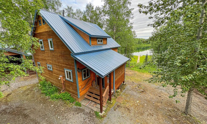 Susitna North House | Sunshine Lake Family Oasis w/Private Sauna