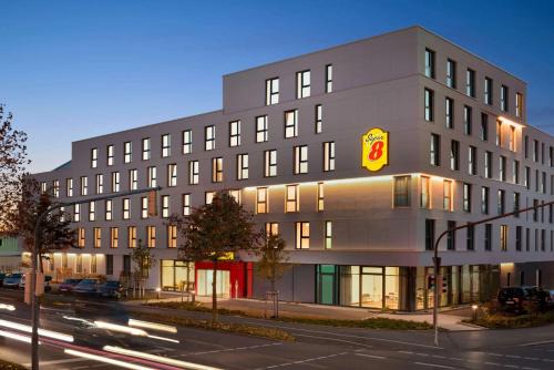 Augsburg-Goggingen Hotel | Super 8 by Wyndham Augsburg