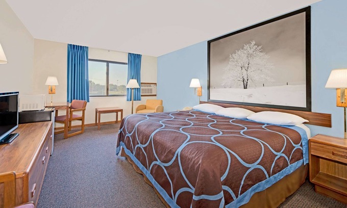 Centerville Hotel | Super 8 by Wyndham Centerville
