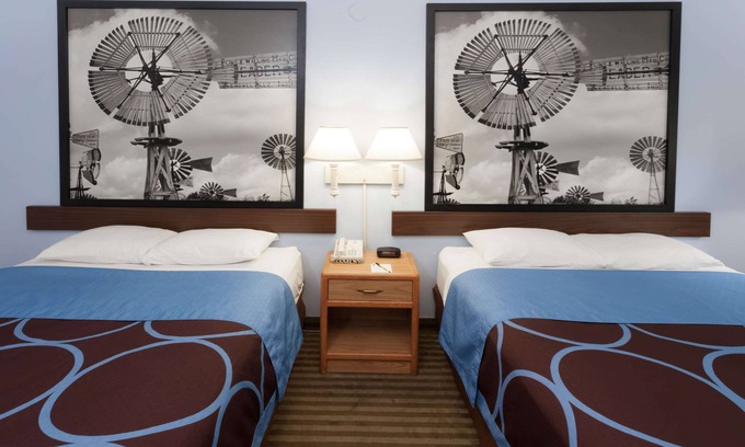 Huntington Hotel | Super 8 by Wyndham Huntington