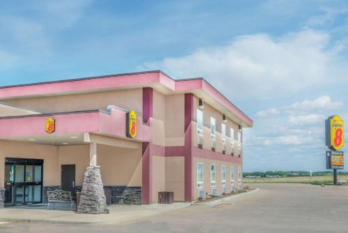 Innisfail Hotel | Super 8 by Wyndham Innisfail