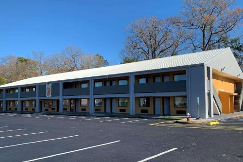 Newport News Hotel | Super 8 by Wyndham Newport News