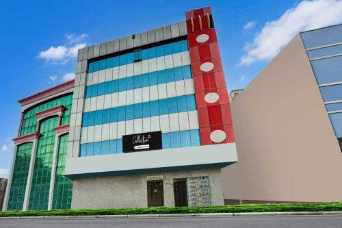 Sindhi Camp Hotel | Super Collection O Sindhi Camp Formerly Hotel Abhinandan Inn