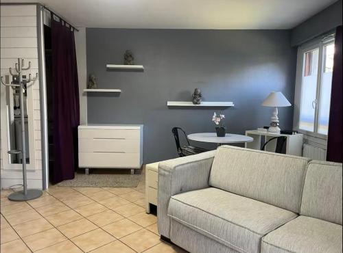 Saint-Julien-en-Genevois Apartment | Super Studio à proximité de Genève