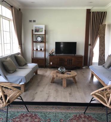 Tomohon House | Super Wonderful 5 bedrooms with Bathroom Villa Marion Tomohon