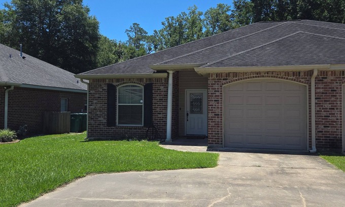 Ponchatoula House | Superb 2-bedroom townhome in Ponchatoula with WiFi, AC