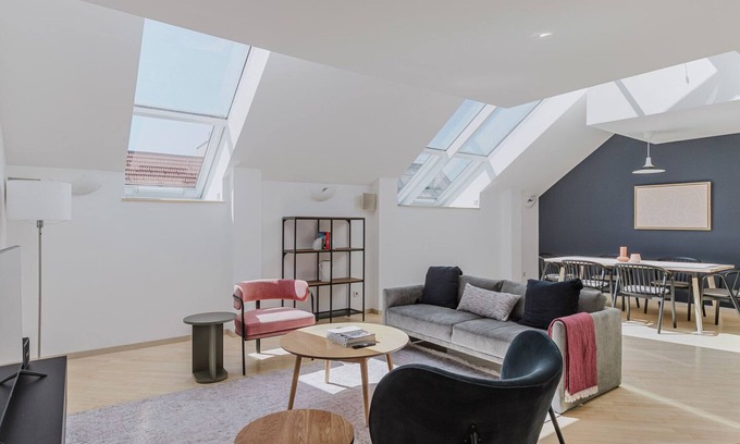 Roßau House | Superb Alsergrund 4BR w/Elevator, Open Plan, by Blueground